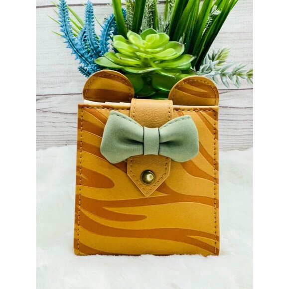 Loungefly Disney Minnie Mouse Zebra Safari Brown Small Zipper Wallet NWT